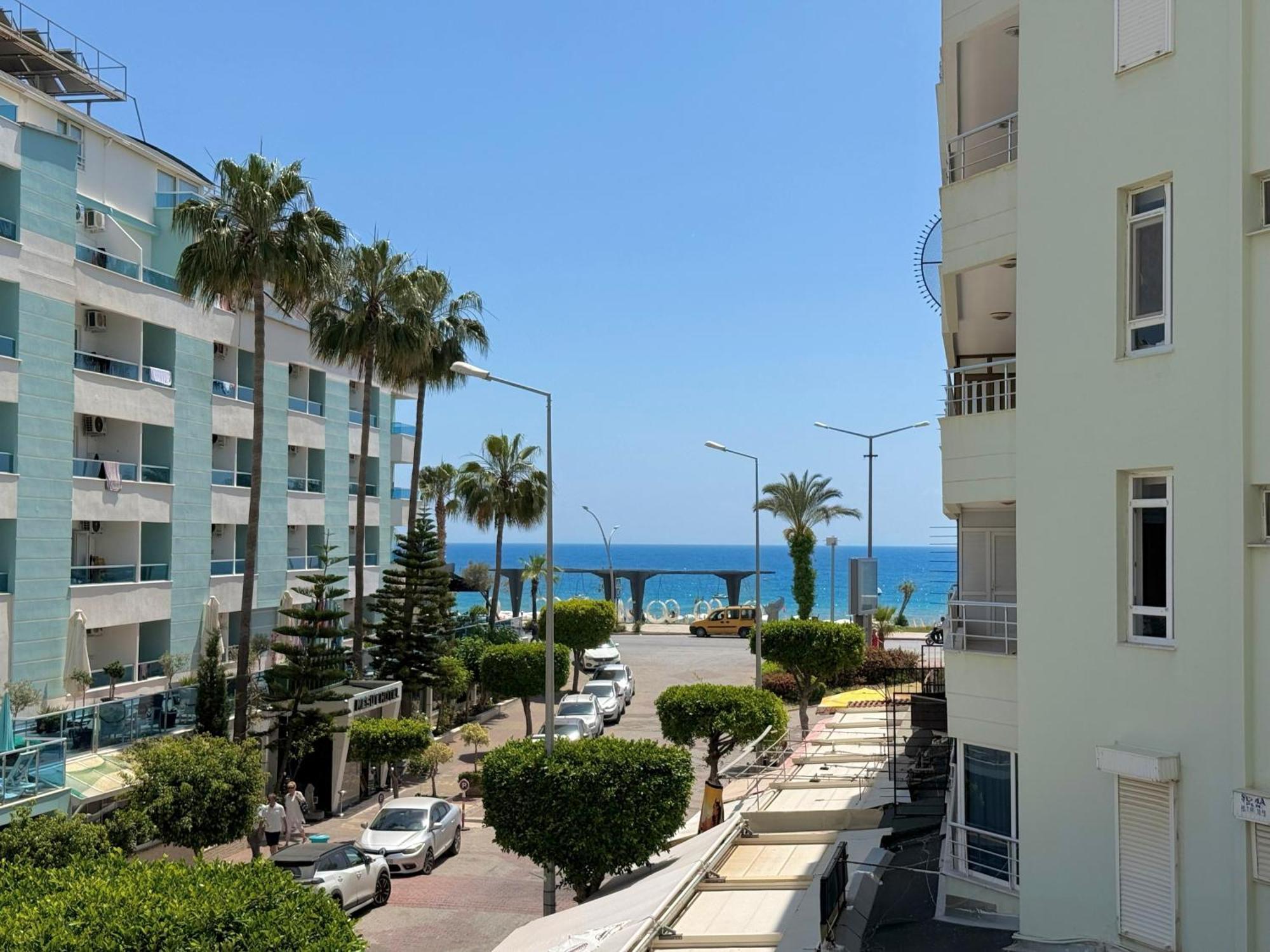 Sa Apartments! Beachfront Apartment With Sea View & Pool アランヤ エクステリア 写真