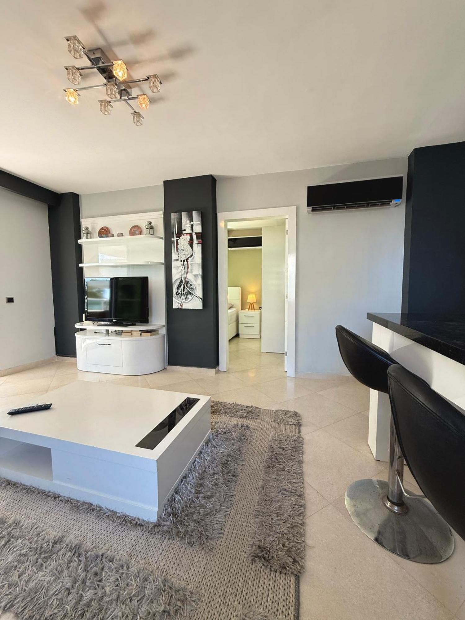 Sa Apartments! Beachfront Apartment With Sea View & Pool アランヤ エクステリア 写真