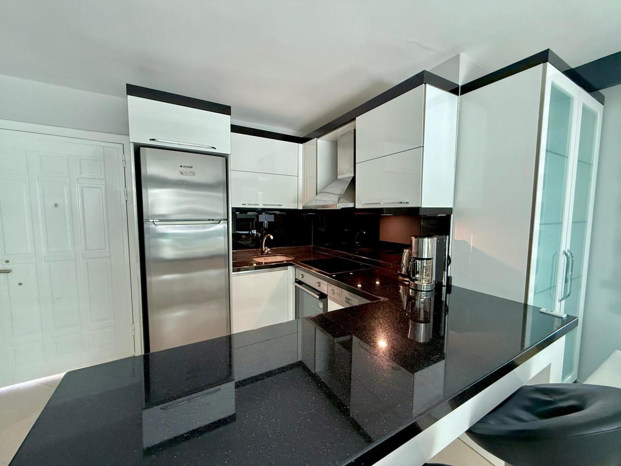 Sa Apartments! Beachfront Apartment With Sea View & Pool アランヤ エクステリア 写真