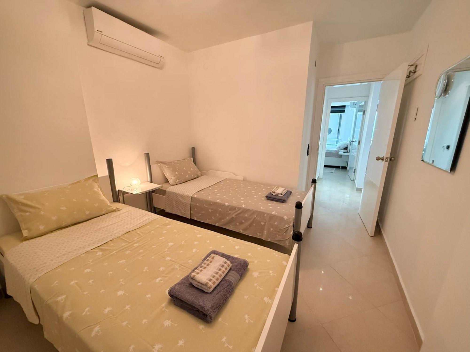 Sa Apartments! Beachfront Apartment With Sea View & Pool アランヤ エクステリア 写真