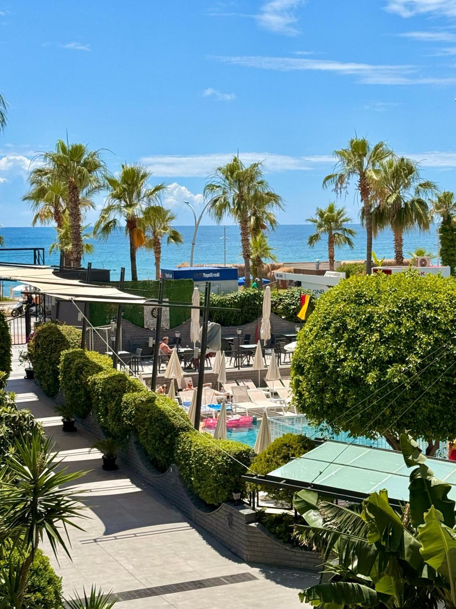 Sa Apartments! Beachfront Apartment With Sea View & Pool アランヤ エクステリア 写真